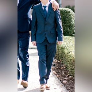 Joseph Abboud 5 Piece Boys Suit Size 14